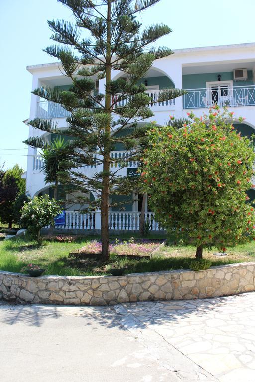 Smile'S Studios Tsilivi  Luaran gambar