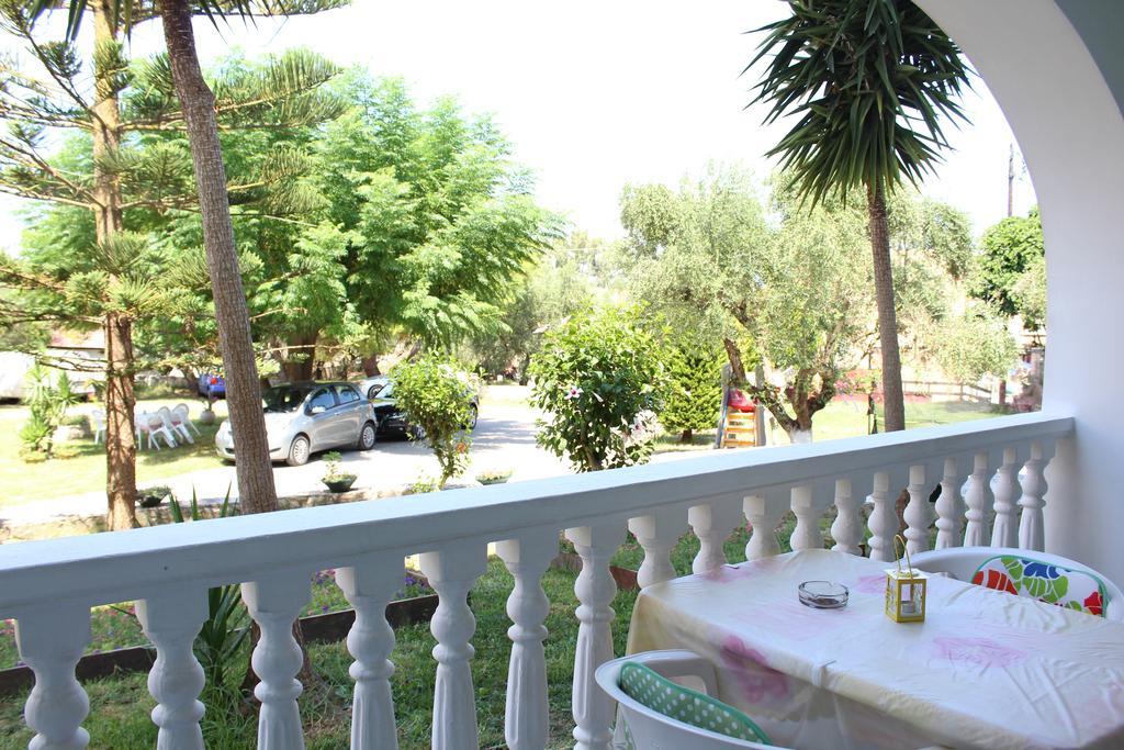 Smile'S Studios Tsilivi  Luaran gambar