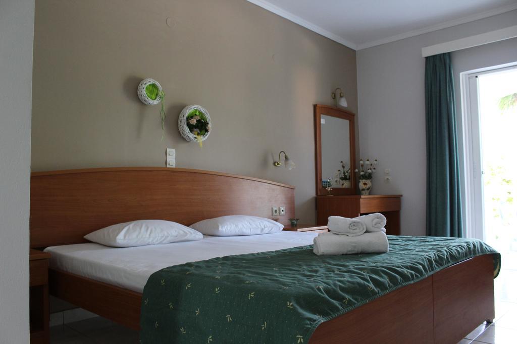 Smile'S Studios Tsilivi  Luaran gambar