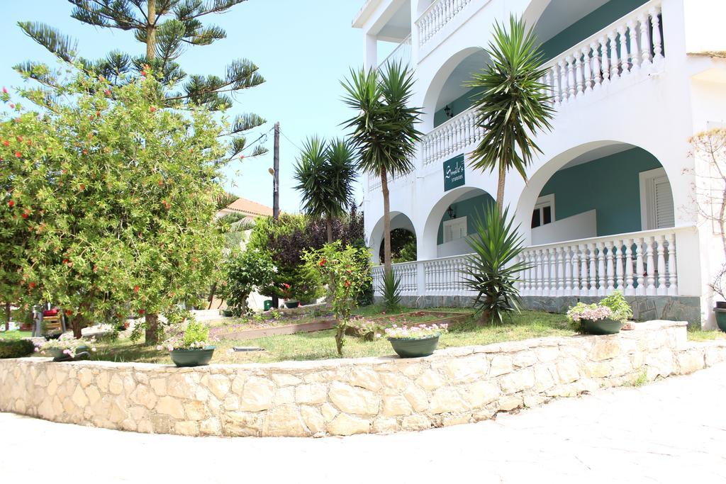 Smile'S Studios Tsilivi  Luaran gambar