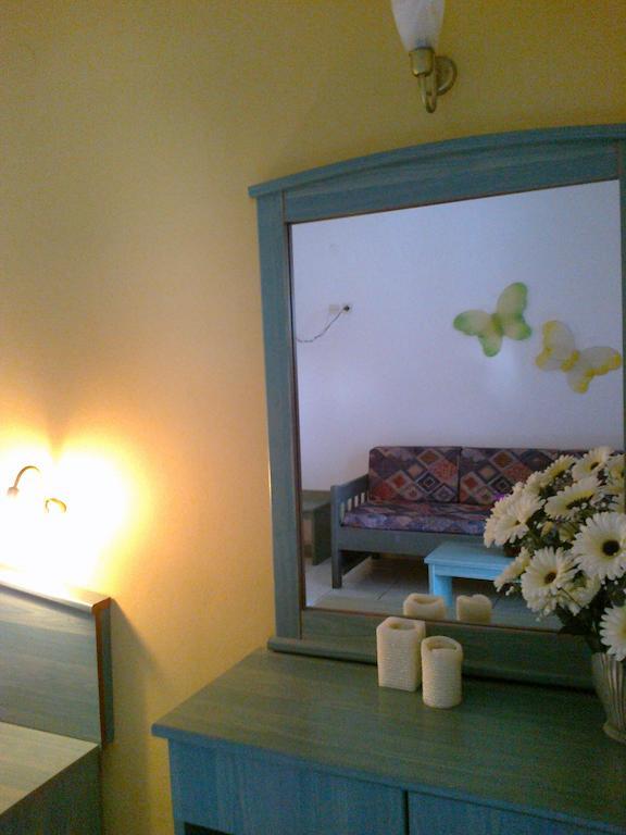Smile'S Studios Tsilivi  Bilik gambar